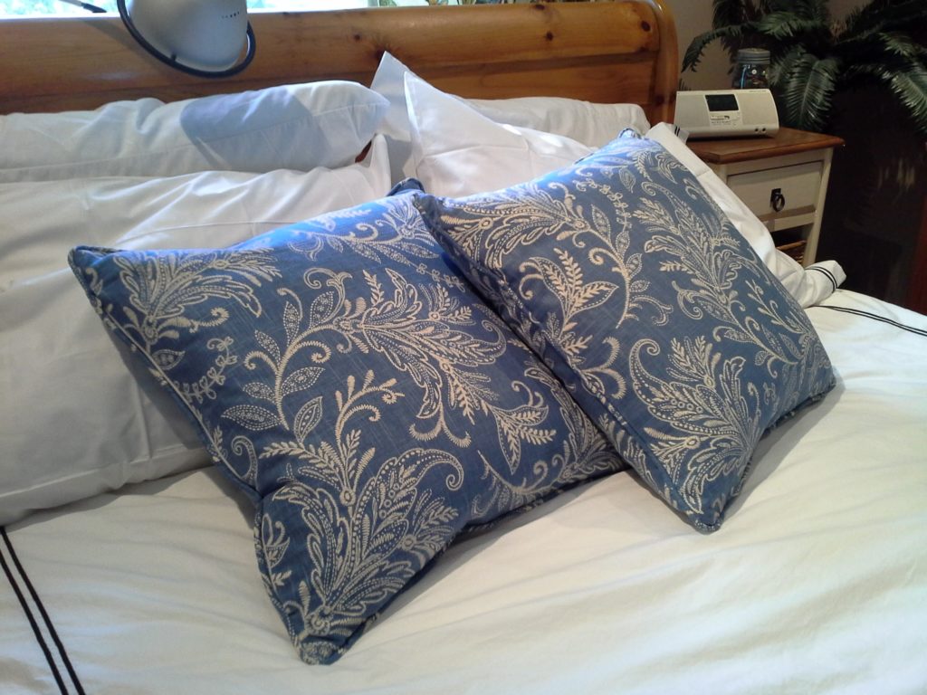 Master Bedroom Accent Cushions