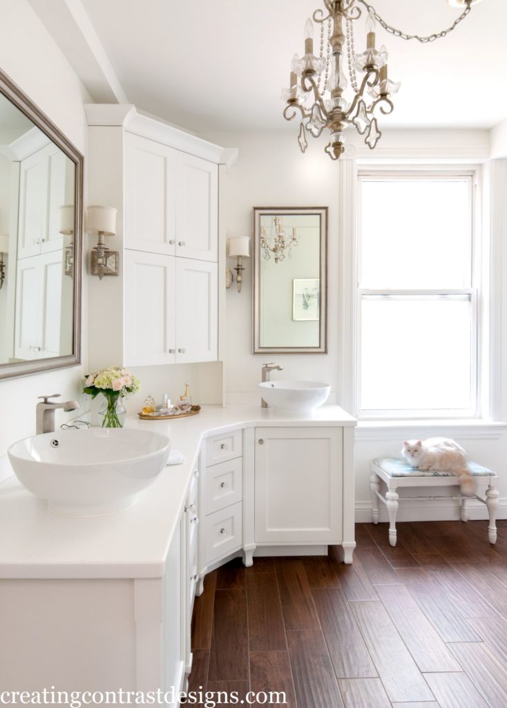 Toronto Client's bathroom painted Snowfall White by BM. Photo by Stephani Buchman.