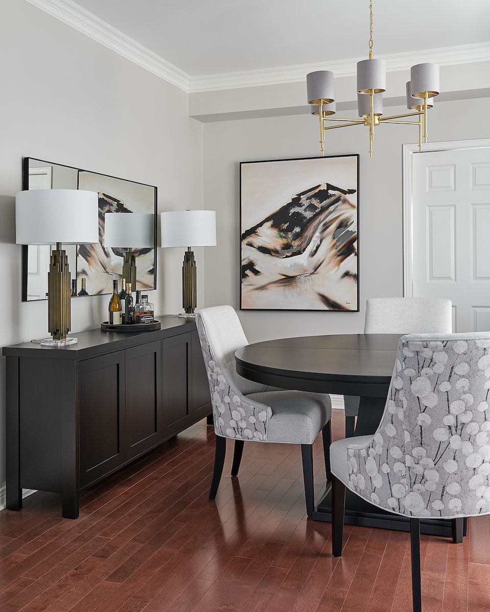 Pale Oak OC-20 by Benjamin Moore - Claire Jefford