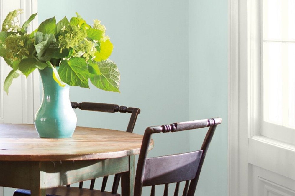 Benjamin Moore Woodlawn Blue