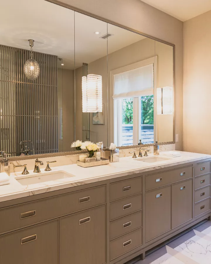 2 Oakville Neutral Ensuite Vanity With Mirror