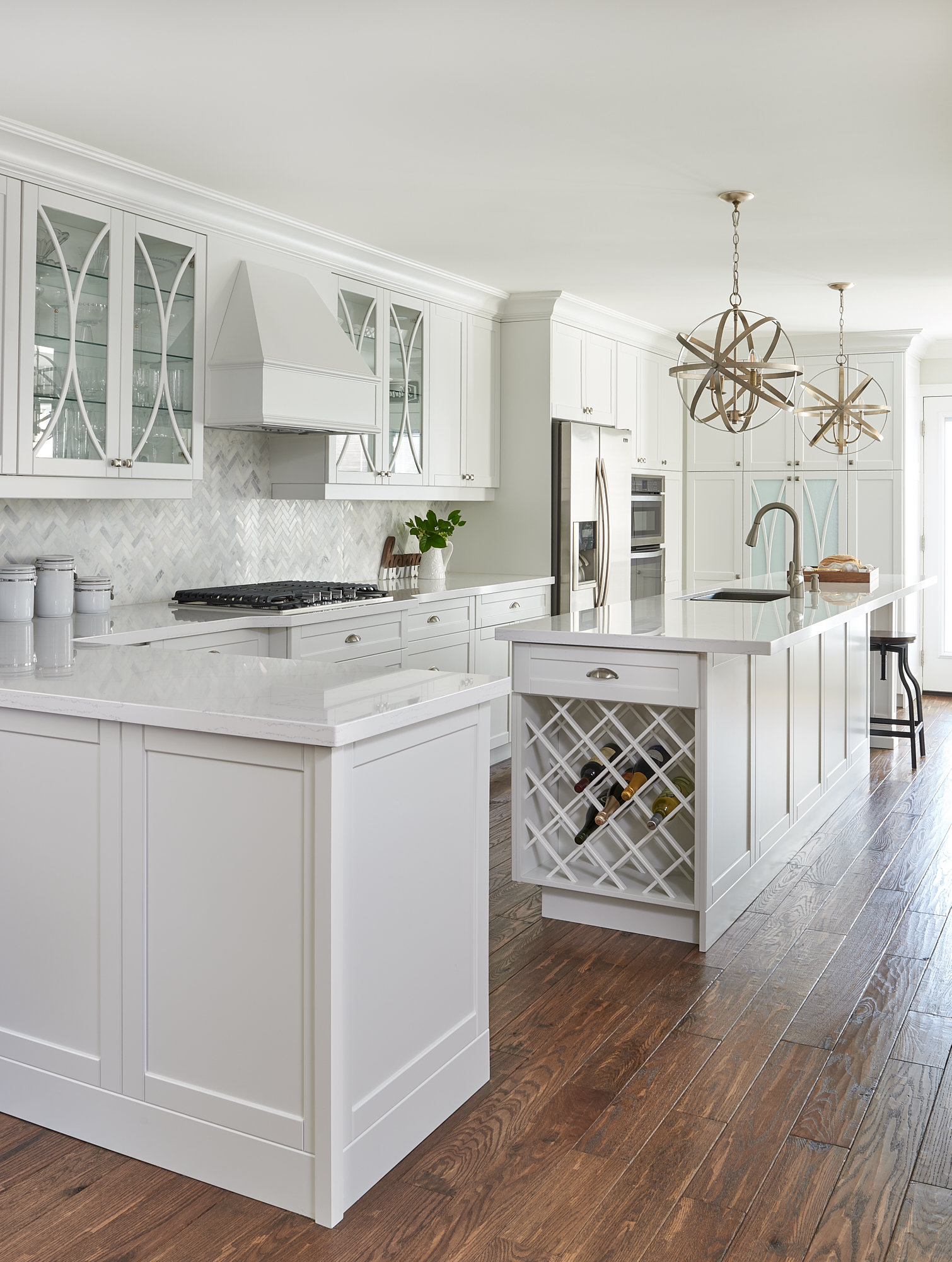 Gorgeous Oxford White Kitchen With Metal Sphere Pendant Lighting Natural Hardwood Flooring 