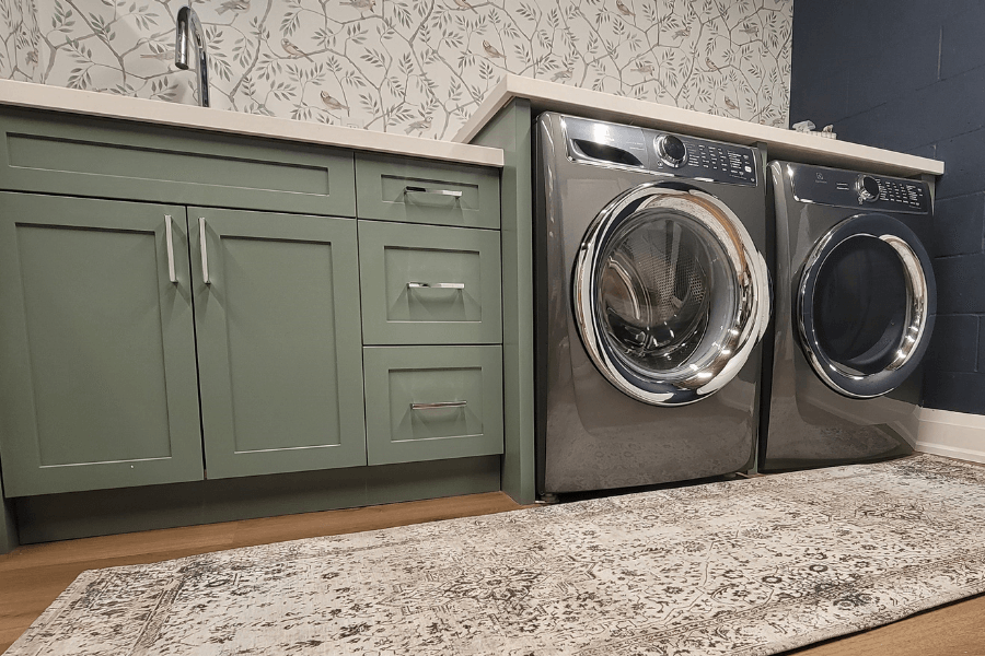 Green Smoke Laundry Cabinetry And Machines 