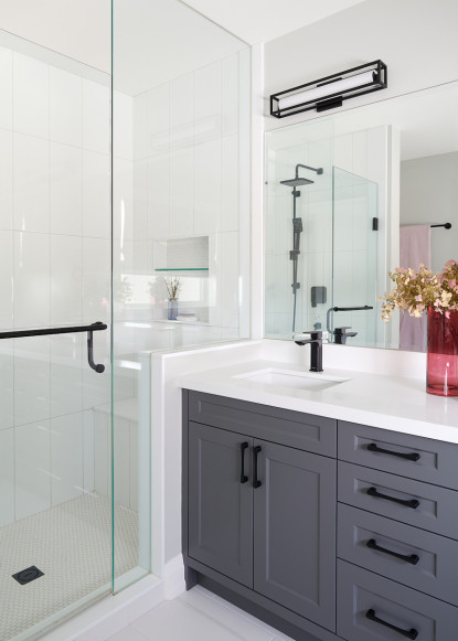 bathroom-vanity-glass-shower-black-hardware-black-plumbing-fixtures