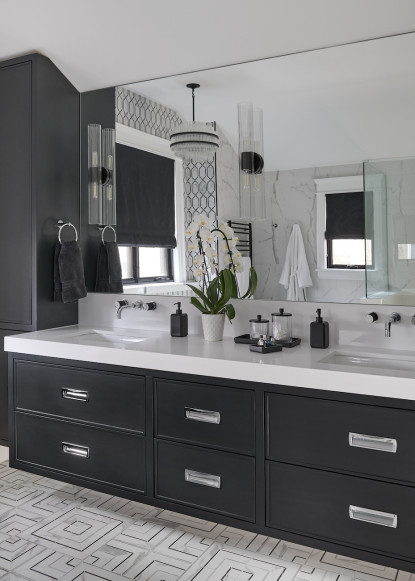bathroom-vanity-black-ensuite-vanity-chrome-hardware-white-countertop-large-frameless-mirror