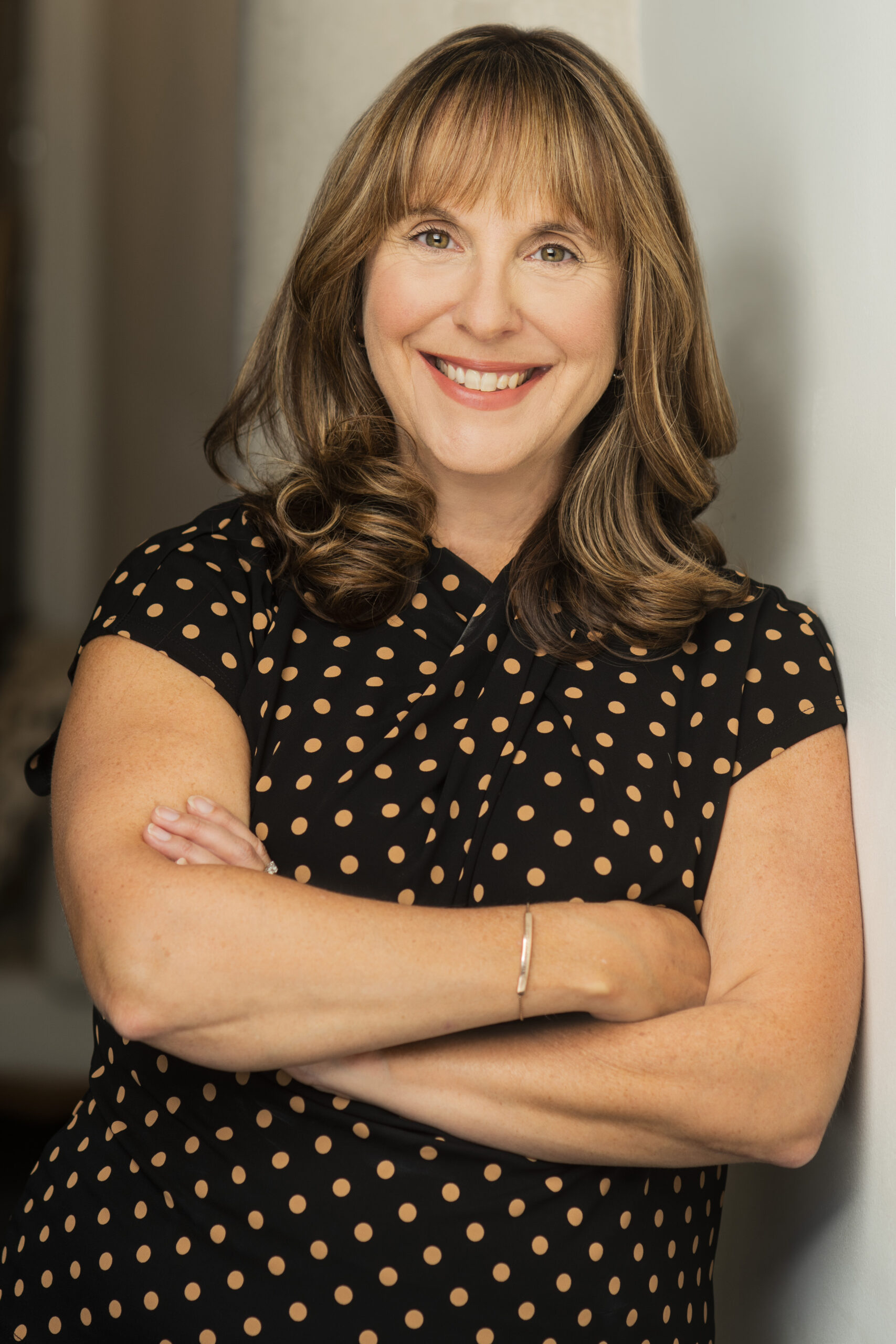 Claire Dotted Blouse Crossed Arms